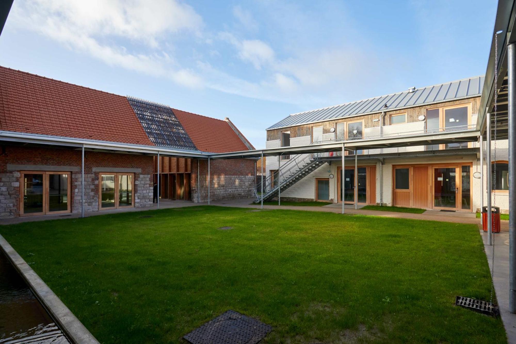Aparthotel La Ferme Des Ailleurs Arleux-du-Nord Exterior foto